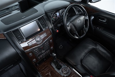 2020 Nissan Patrol - Thumbnail