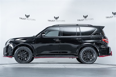 2020 Nissan Patrol - Thumbnail