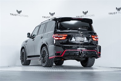 2020 Nissan Patrol - Thumbnail