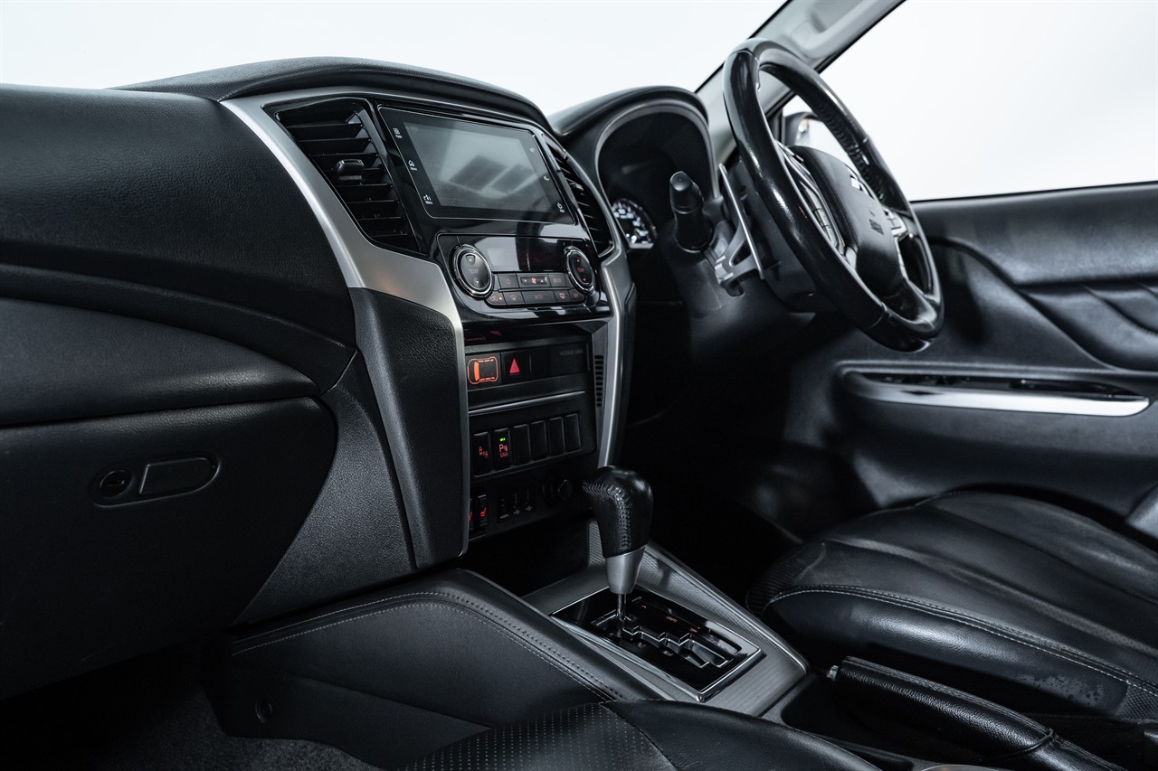 2022 Mitsubishi Triton