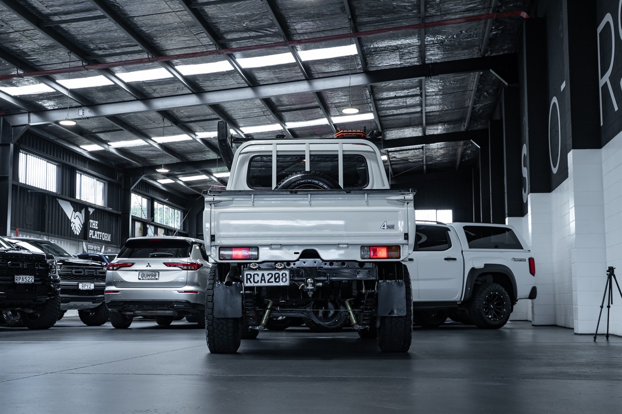 2020 Toyota Landcruiser