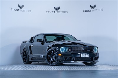 2005 Ford Mustang - Thumbnail