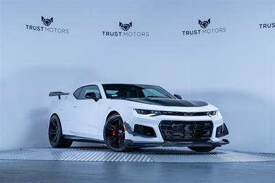 2018 Chevrolet Camaro - Thumbnail