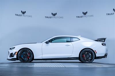 2018 Chevrolet Camaro - Thumbnail
