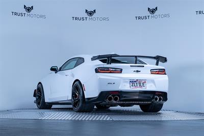 2018 Chevrolet Camaro - Thumbnail