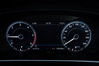 2018 Volkswagen Tiguan - Thumbnail