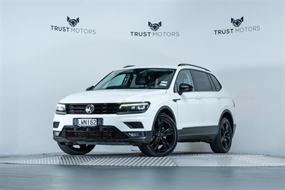 2018 Volkswagen Tiguan - Thumbnail