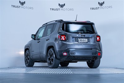 2017 Jeep Renegade - Thumbnail
