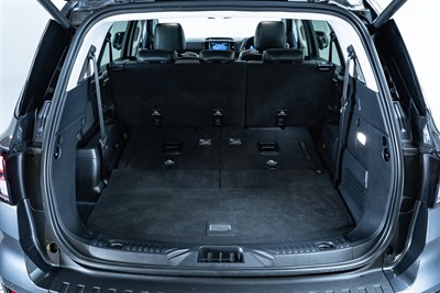 2023 Ford Everest - Thumbnail