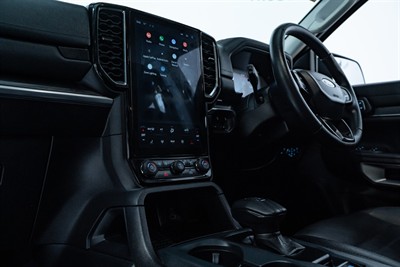 2023 Ford Everest - Thumbnail