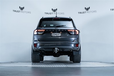2023 Ford Everest - Thumbnail