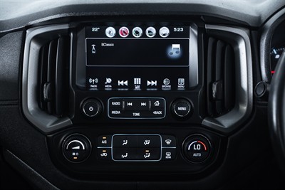 2017 Holden Colorado - Thumbnail