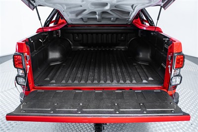 2017 Holden Colorado - Thumbnail