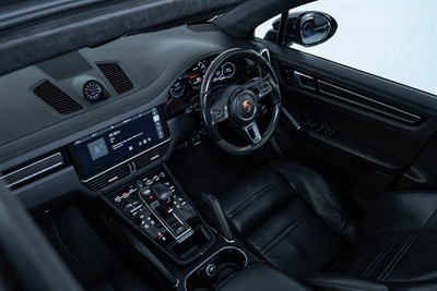2019 Porsche Cayenne - Thumbnail