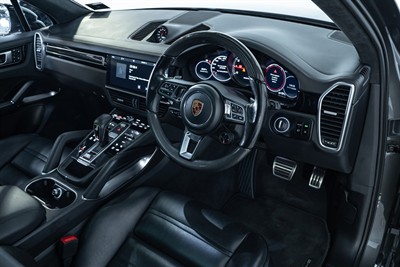2019 Porsche Cayenne - Thumbnail