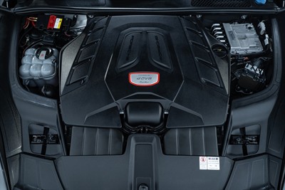 2019 Porsche Cayenne - Thumbnail