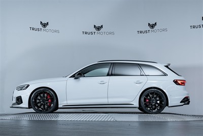 2018 Audi Rs4 - Thumbnail