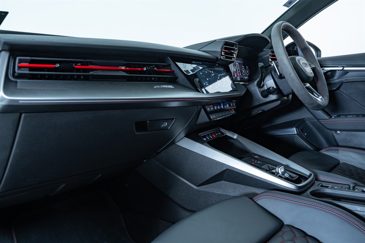 2022 Audi RS3