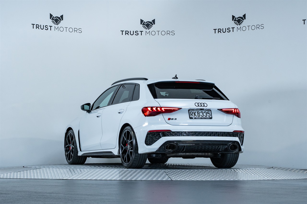 2022 Audi RS3