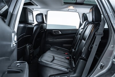 2020 Nissan Pathfinder - Thumbnail