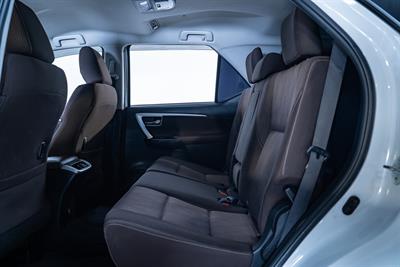2017 Toyota Fortuner - Thumbnail