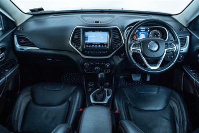 2017 Jeep Cherokee - Thumbnail