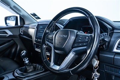 2021 Isuzu D-Max - Thumbnail