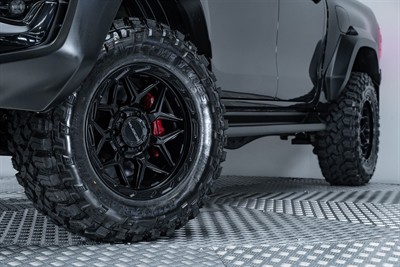 2023 Toyota Hilux - Thumbnail