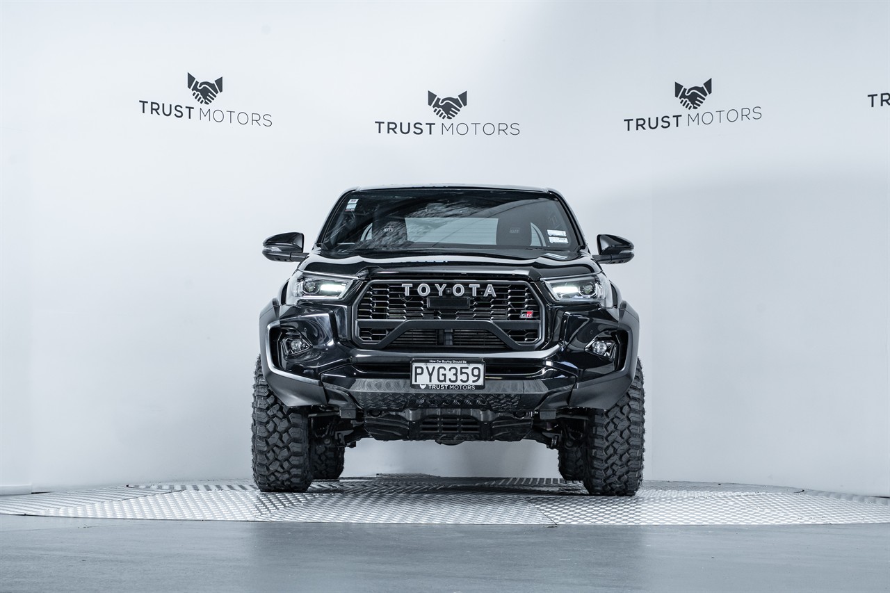 2023 Toyota Hilux
