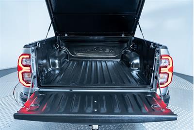 2021 Toyota Hilux - Thumbnail