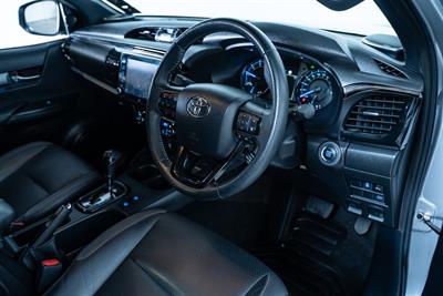 2021 Toyota Hilux - Thumbnail