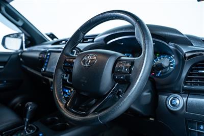 2021 Toyota Hilux - Thumbnail