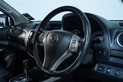 2020 Nissan Navara - Thumbnail