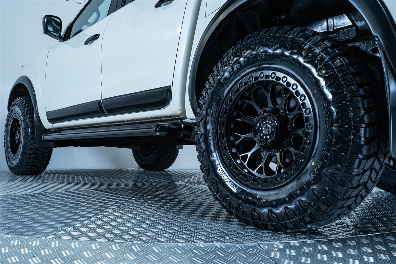 2020 Nissan Navara