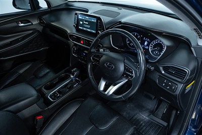 2019 Hyundai Santa Fe - Thumbnail
