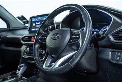 2019 Hyundai Santa Fe - Thumbnail