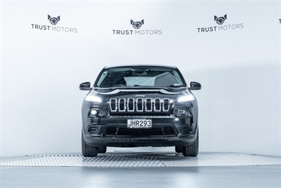 2015 Jeep Cherokee - Thumbnail