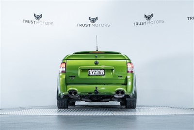 2016 Holden Commodore - Thumbnail