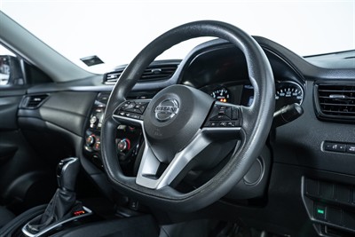 2018 Nissan X-Trail - Thumbnail