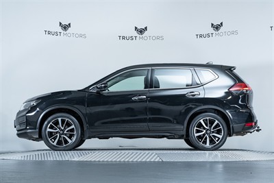 2018 Nissan X-Trail - Thumbnail