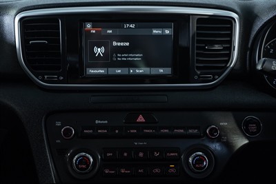 2020 Kia Sportage - Thumbnail