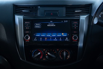 2022 Nissan Navara - Thumbnail