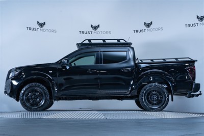 2022 Nissan Navara - Thumbnail