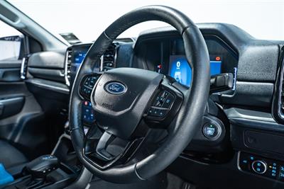 2023 Ford Everest - Thumbnail
