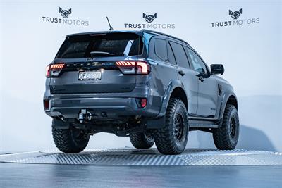 2023 Ford Everest - Thumbnail