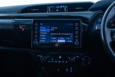 2021 Toyota Hilux - Thumbnail