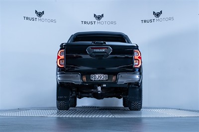 2021 Toyota Hilux - Thumbnail