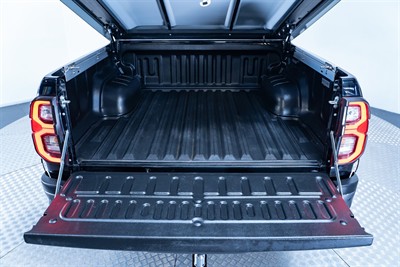 2021 Toyota Hilux - Thumbnail