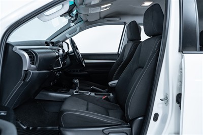 2020 Toyota Hilux - Thumbnail