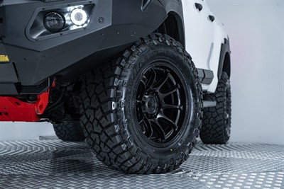 2020 Toyota Hilux - Thumbnail